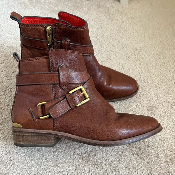 Coach Leoda Dark Ginger Distressed Brown Leather Bootie Ankle Boots Buckle 6.5 - Picture 5 of 14